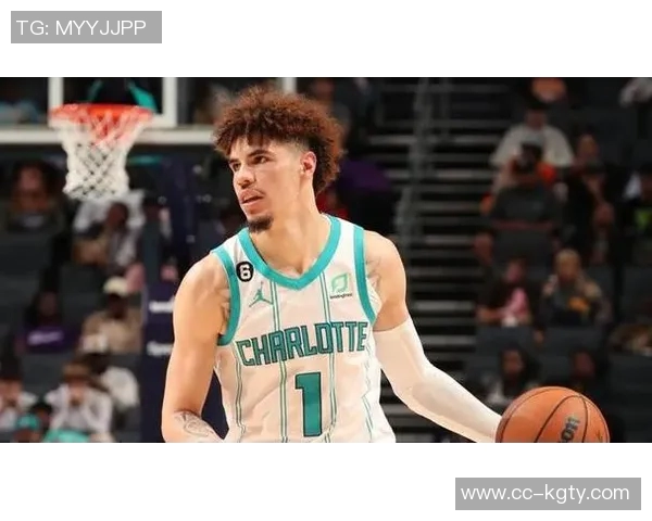 三球与黄蜂签下5年26亿合同未来3年仍有超13亿待兑现